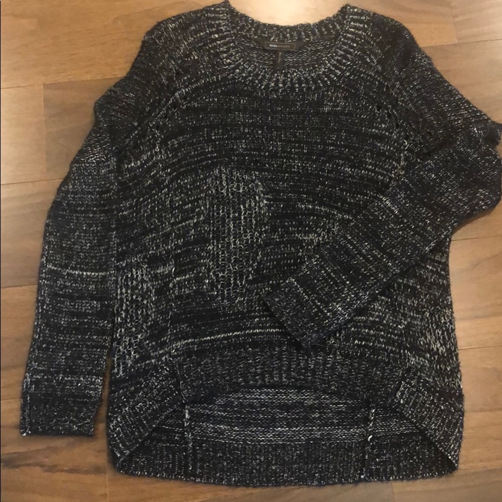 Black/white women’s sweater